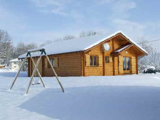 Un nouveau chalet sous la neige