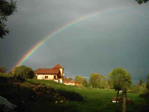 Woahhh, le bel arc-en-ciel sur le domaine